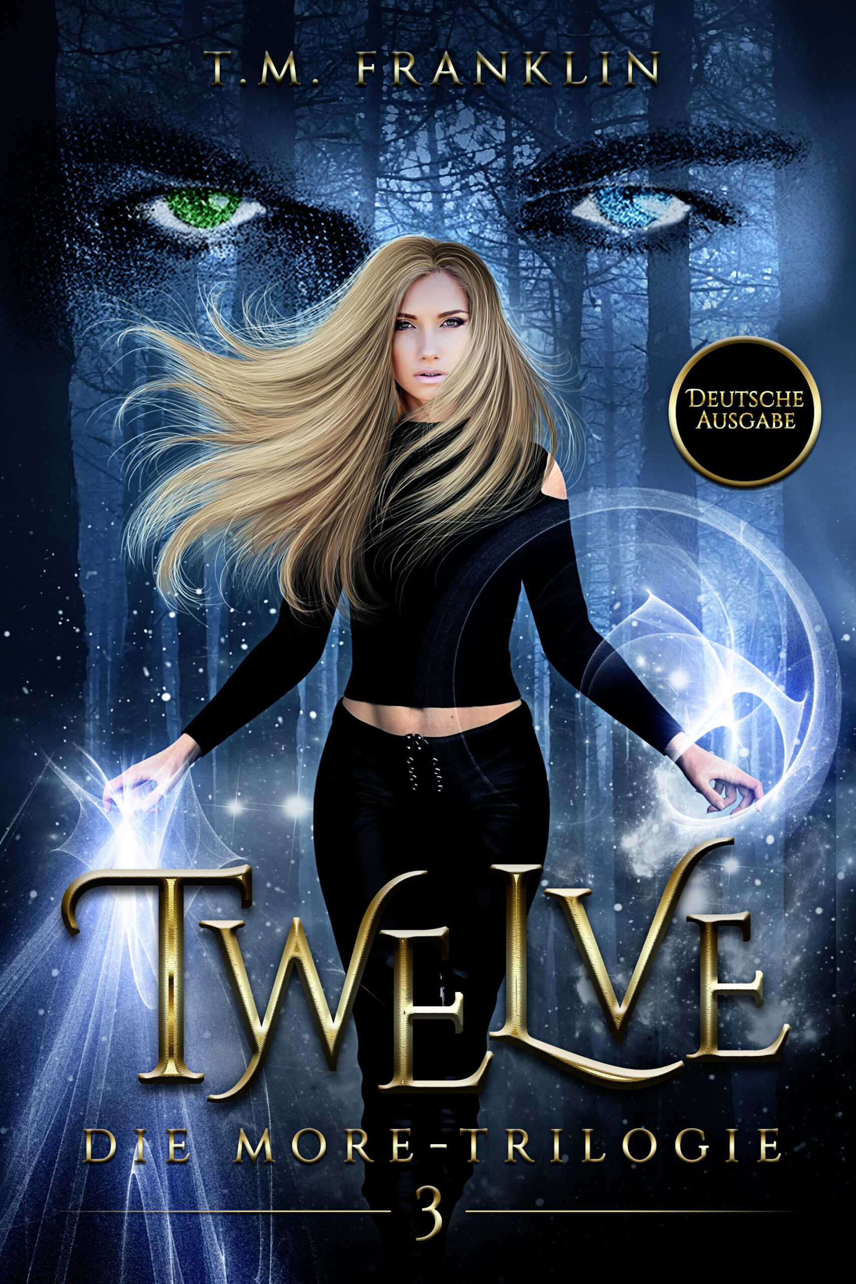 Blonde Frau mit Magie im Wald, goldener Titel „Twelve“.